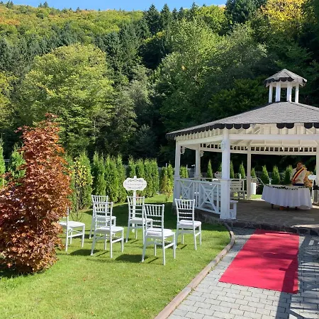 Pastravaria Popas 4* Statiunea Climaterica Sambata