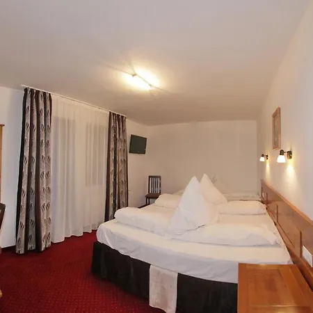 Hotel Pastravaria Popas Statiunea Climaterica Sambata